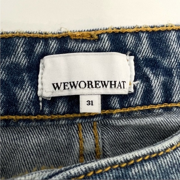 WEWOREWHAT Balloon Jean Shorts - Picture 3 of 4